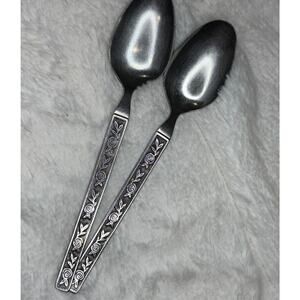 2 Interpur Stainless Flatware Korea FLORENZ 8 Petal Flower Spoons Fleur de Lis